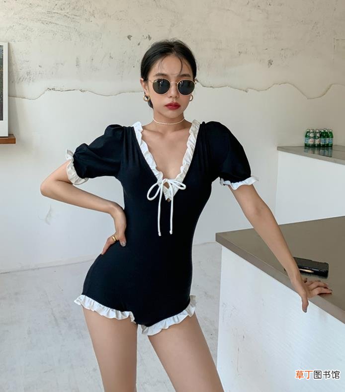 泳衣平角好还是三角好