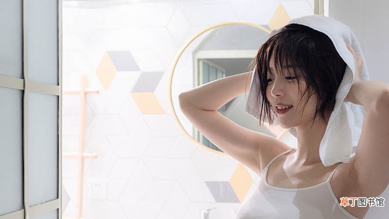 梦见自己头发白了好多是什么意思