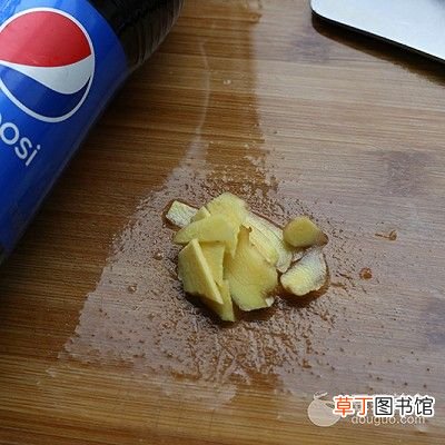 可乐鸡翅怎么烧最好吃 可乐鸡翅的做法