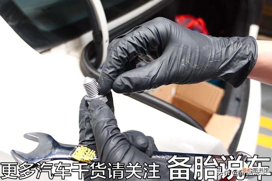 汽车如何换机油 几分钟学会如何自己更换机油