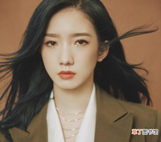 孟美岐在国外人气如何 孟美岐王一博什么关系