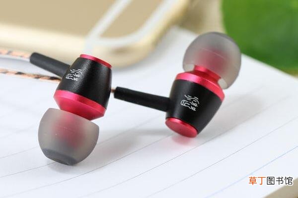 潜99是什么耳机