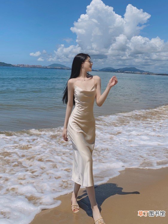 与香槟金最搭配的色调