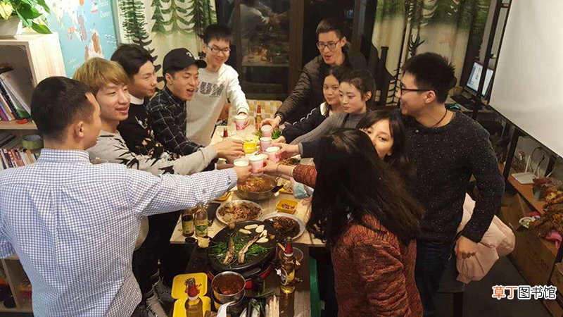 梦见和亲戚一起吃饭是什么征兆