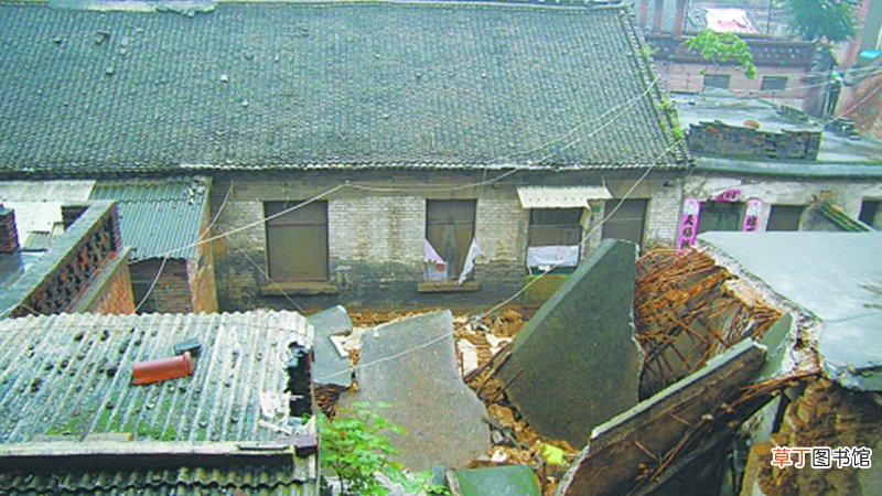 梦见老房子塌了是什么意思