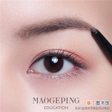 画眉毛的诀窍 初学化妆如何画眉毛