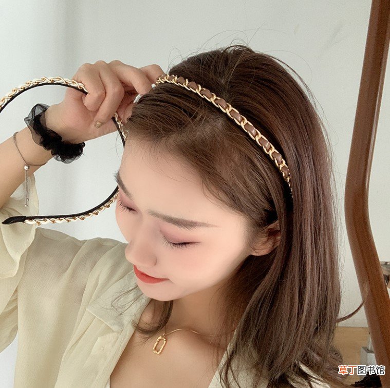 短头发发型图片女扎法