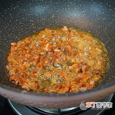 腊肠炒饭 腊肠炒饭的做法