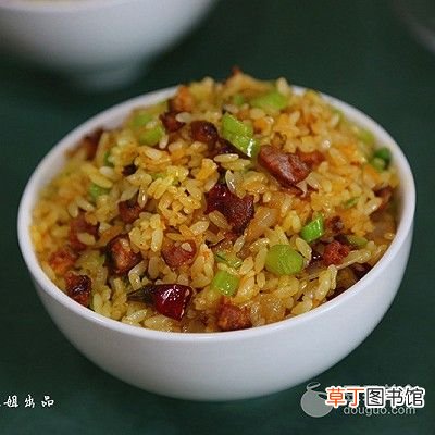 腊肠炒饭 腊肠炒饭的做法