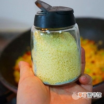 腊肠炒饭 腊肠炒饭的做法