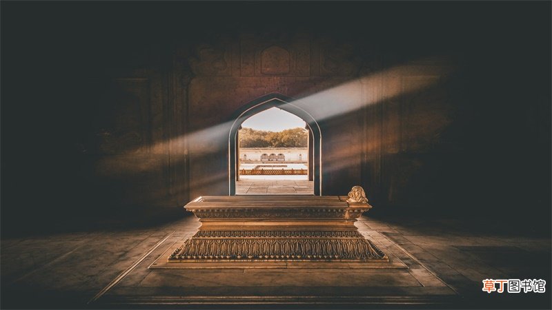 梦见自己抬棺材什么意思