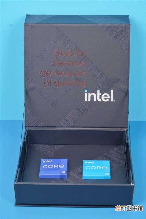 终于迎来新一代旗舰U！Intel i9-12900K处理器开箱图赏