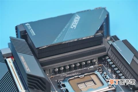 Inte 12代酷睿座驾！技嘉Z690 AORUS MASTER主板图赏