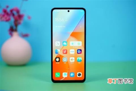 120Hz高刷+5000大电池 vivo T1电光青图赏
