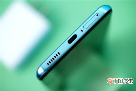 120Hz高刷+5000大电池 vivo T1电光青图赏