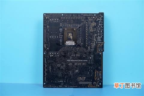 12代酷睿标杆坐骑！华硕ROG MAXIMUS Z690 HERO主板图赏