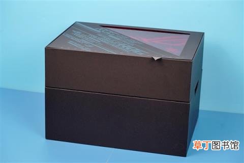 12代酷睿标杆坐骑！华硕ROG MAXIMUS Z690 HERO主板图赏