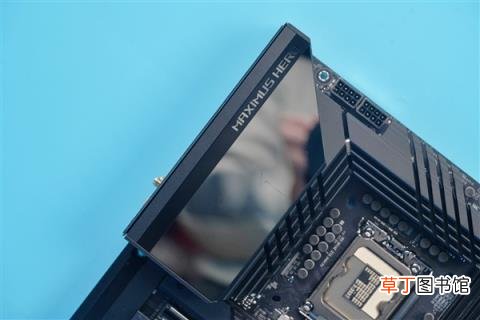 12代酷睿标杆坐骑！华硕ROG MAXIMUS Z690 HERO主板图赏
