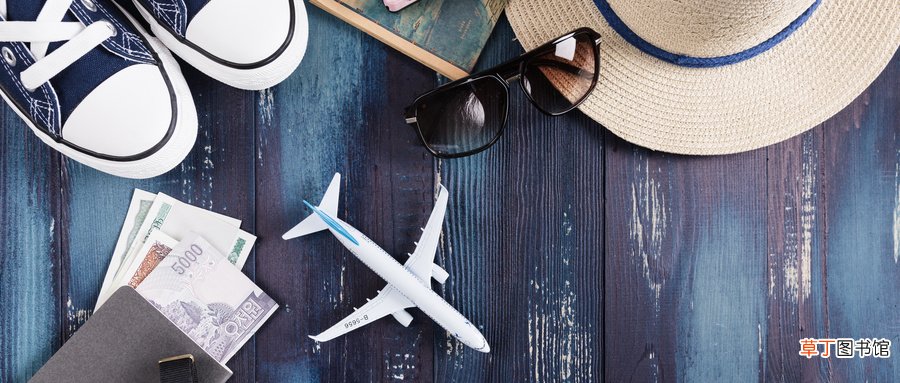 卡其色裤子配什么鞋子