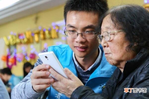 老人用的智能手机哪款好