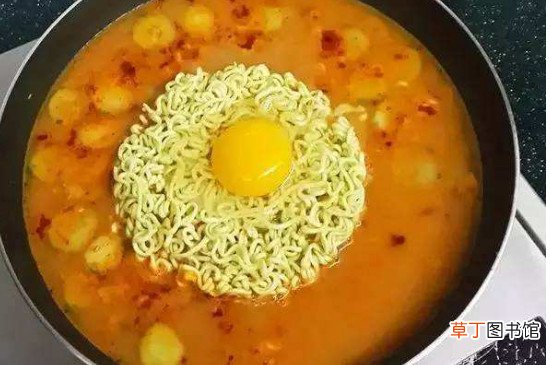 微波炉泡面加鸡蛋做法