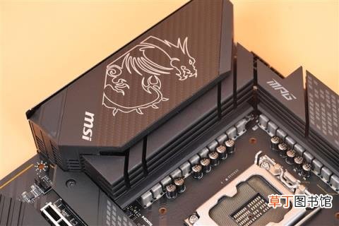 12代酷睿“座驾”！微星MPG Z690 CARBON WIFI暗黑主板图赏