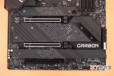 12代酷睿“座驾”！微星MPG Z690 CARBON WIFI暗黑主板图赏