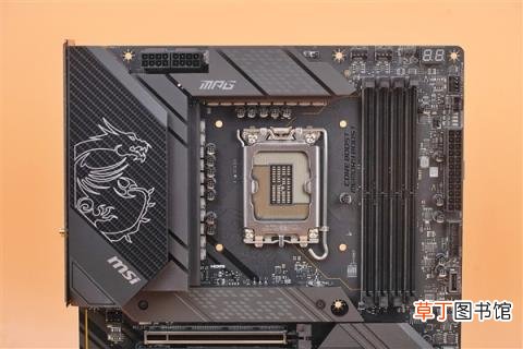 12代酷睿“座驾”！微星MPG Z690 CARBON WIFI暗黑主板图赏