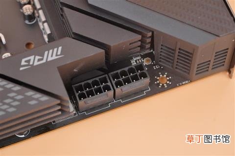 12代酷睿“座驾”！微星MPG Z690 CARBON WIFI暗黑主板图赏