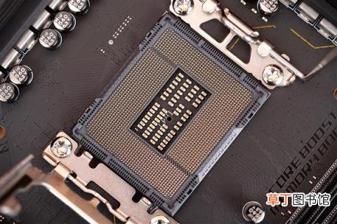 12代酷睿“座驾”！微星MPG Z690 CARBON WIFI暗黑主板图赏