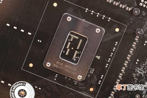 12代酷睿“座驾”！微星MPG Z690 CARBON WIFI暗黑主板图赏