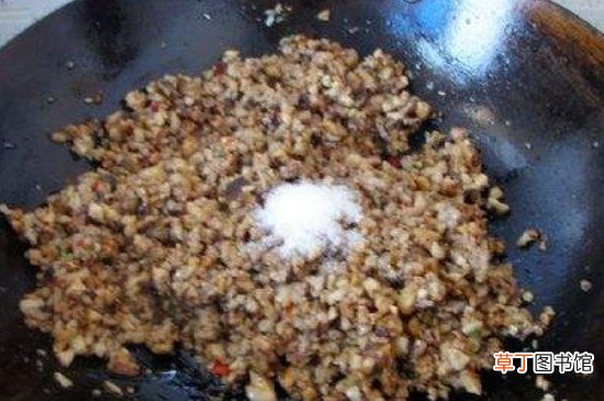 萝卜香菇饺子馅的做法