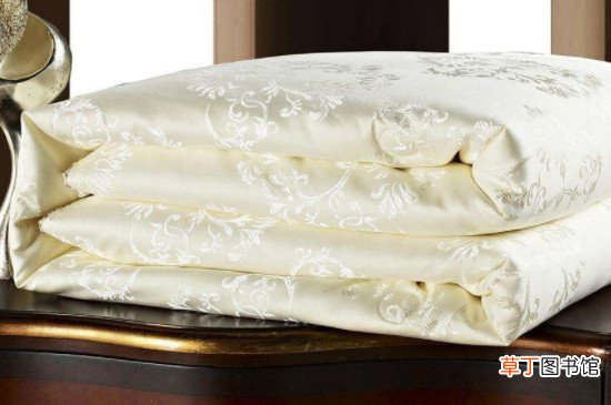 蚕丝被保养及收藏