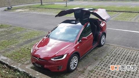 Model 3起售价96万元 特斯拉依然在新加坡火了！销量翻15倍