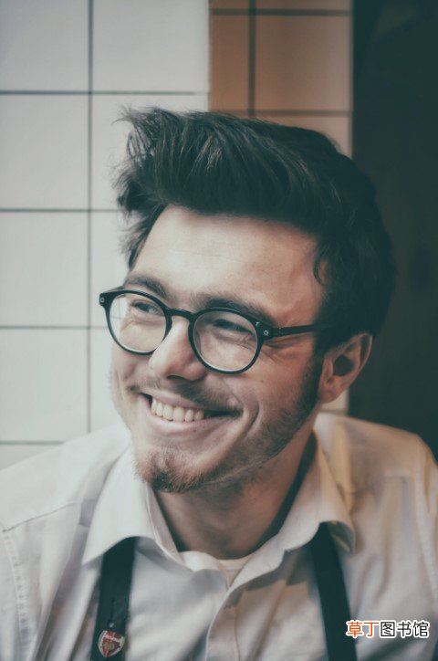 男生短头发的发型