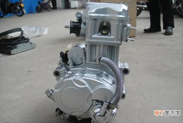 摩托车排量cc是什么  摩托车200CC的排量