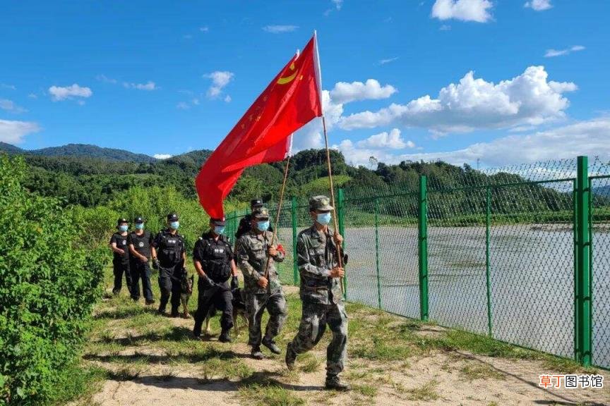 云南省瑞丽市疫情防控 双重压力之下的瑞丽