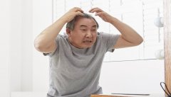 梦见头发稀少是什么意思 梦见头发稀少有什么预兆