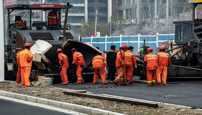梦到修路的施工现场是什么意思 梦到修路的施工现场有什么预兆