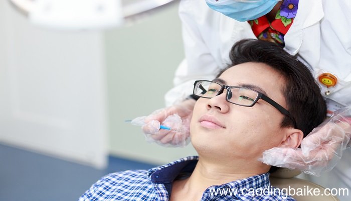 梦见牙松了是什么意思；梦见牙松了有什么预兆