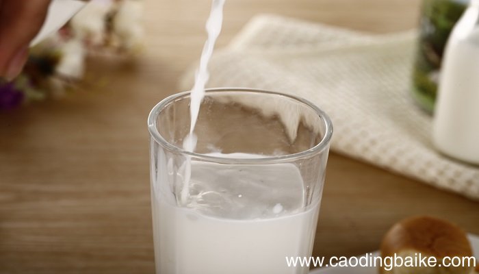 梦见自己出母乳了是什么意思 梦见自己出母乳了有什么预兆