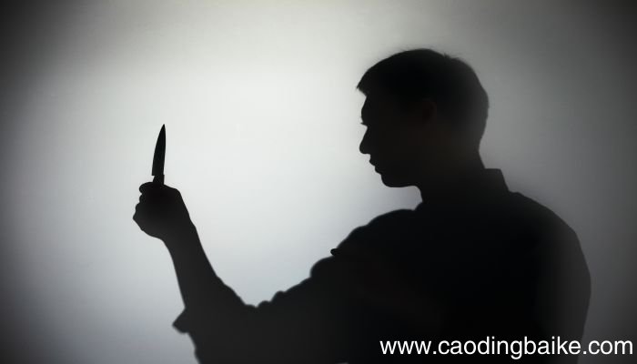 梦见有人抓我但没抓到是什么意思 梦见有人抓我但没抓到有什么预兆