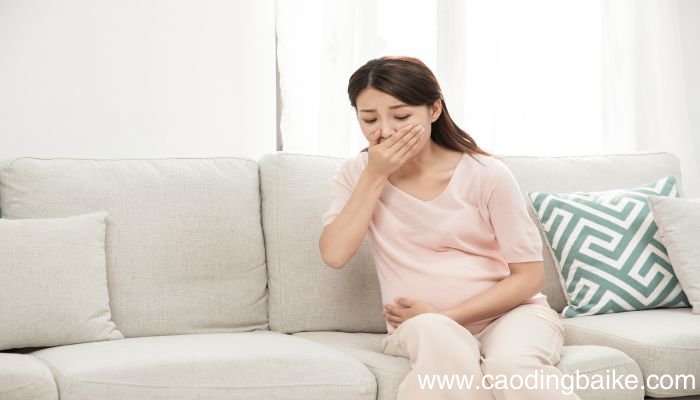 梦见自己吐了好多食物是什么意思 梦见自己吐了好多食物有什么预兆