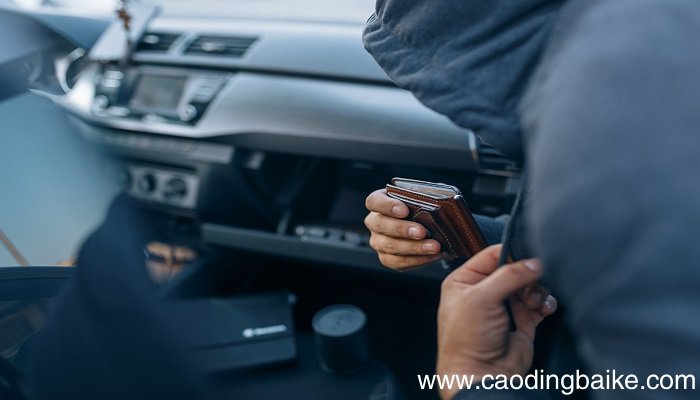 梦见自己的财物被别人盗了是什么意思 梦见自己的财物被别人盗了有什么预兆