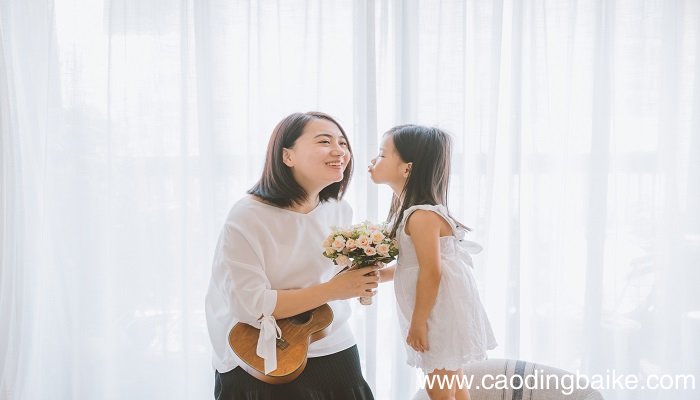 梦见自己女儿掉井里了是什么意思 梦见自己女儿掉井里了有什么预兆