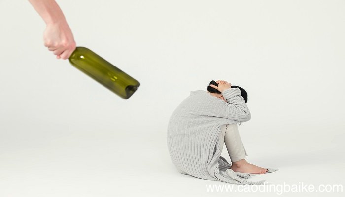女人梦见发生了命案什么意思 女人梦见发生了命案什么预兆