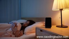 女人梦见杯子裂了是什么意思 女人梦见杯子裂了有什么预兆