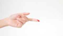 女人梦见手指受伤是什么意思 女人梦见手指受伤有什么预兆