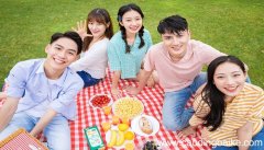 女人梦见同学聚会什么意思 女人梦见同学聚会什么预兆