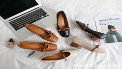 女人梦见刷自己的鞋子是什么意思 女人梦见刷自己的鞋子有什么